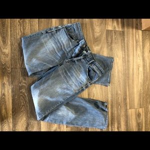 Buckle Jeans